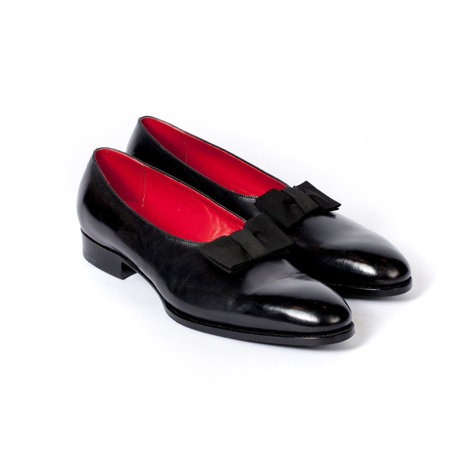 Tailcoat Pumps "Opera" made of Black Calfskin with Detail Silk Bow - purely handmade